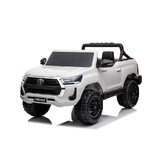 Licensed Toyota Hilux Kids Ride On Car 12V with 2.4G Remote Leather Seat EVA Wheels White